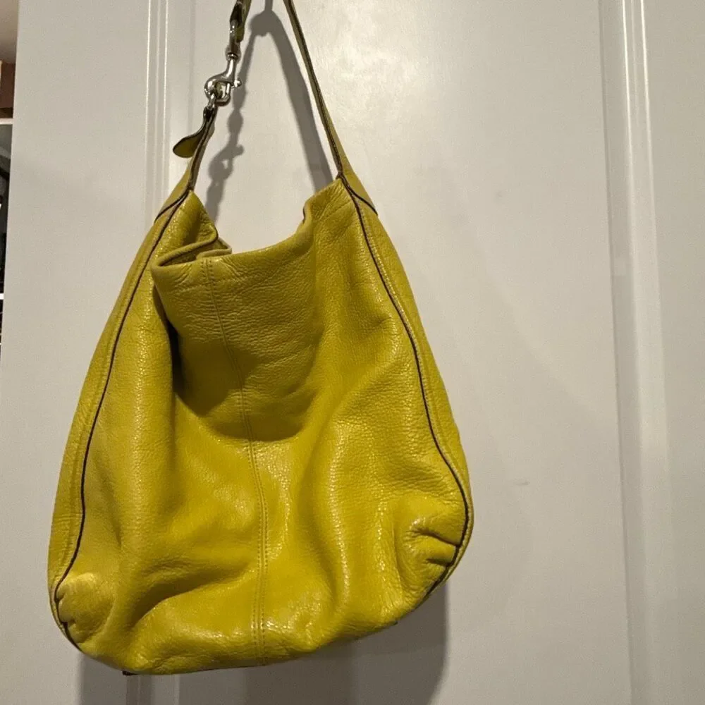 This is a Coach Avery leather hobo shoulder bag in a yellow (chartreuse) color w - Picture 2 of 7
